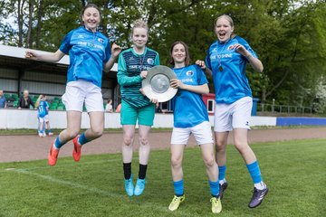 Bild 194 - wBJ Pinneberg Hamburger Meister Siegerehrung